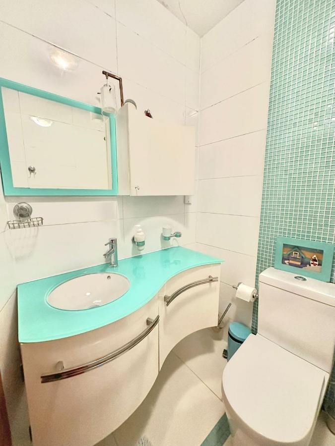 London Charm - Comfortable Room In Spacious House المظهر الخارجي الصورة